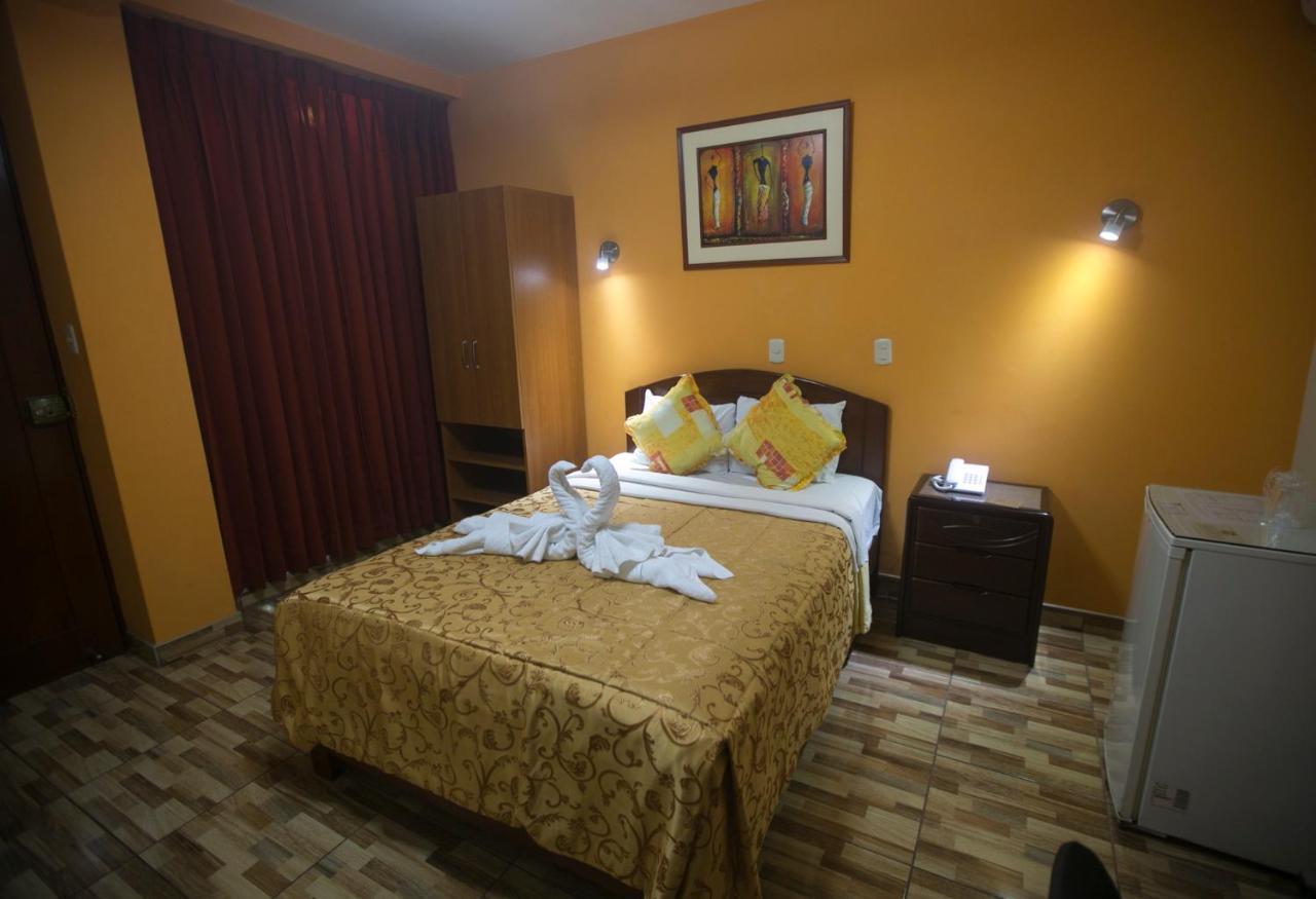 Hotel Suite Plaza Trujillo Exteriér fotografie