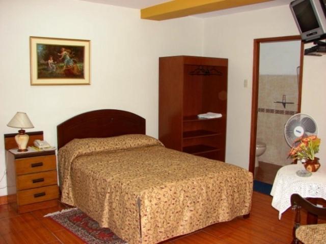 Hotel Suite Plaza Trujillo Pokoj fotografie