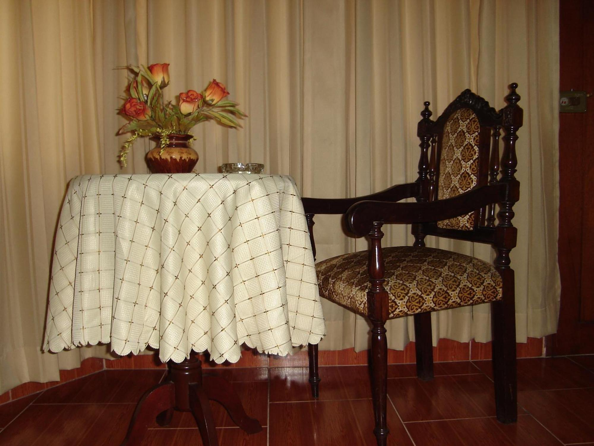 Hotel Suite Plaza Trujillo Exteriér fotografie