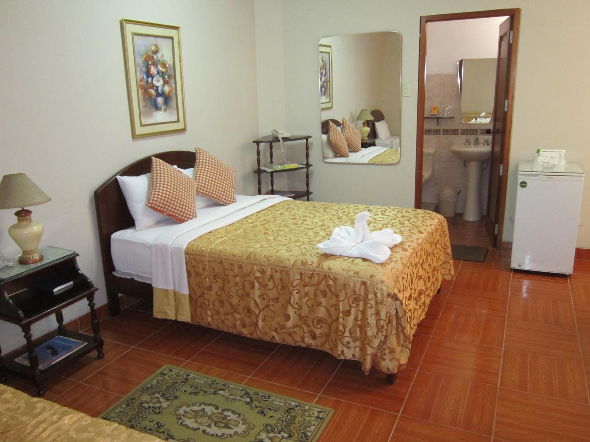 Hotel Suite Plaza Trujillo Exteriér fotografie