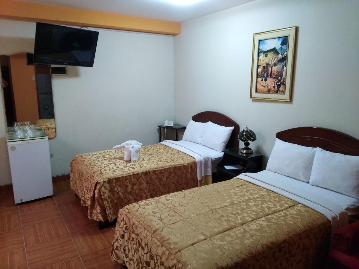 Hotel Suite Plaza Trujillo Exteriér fotografie
