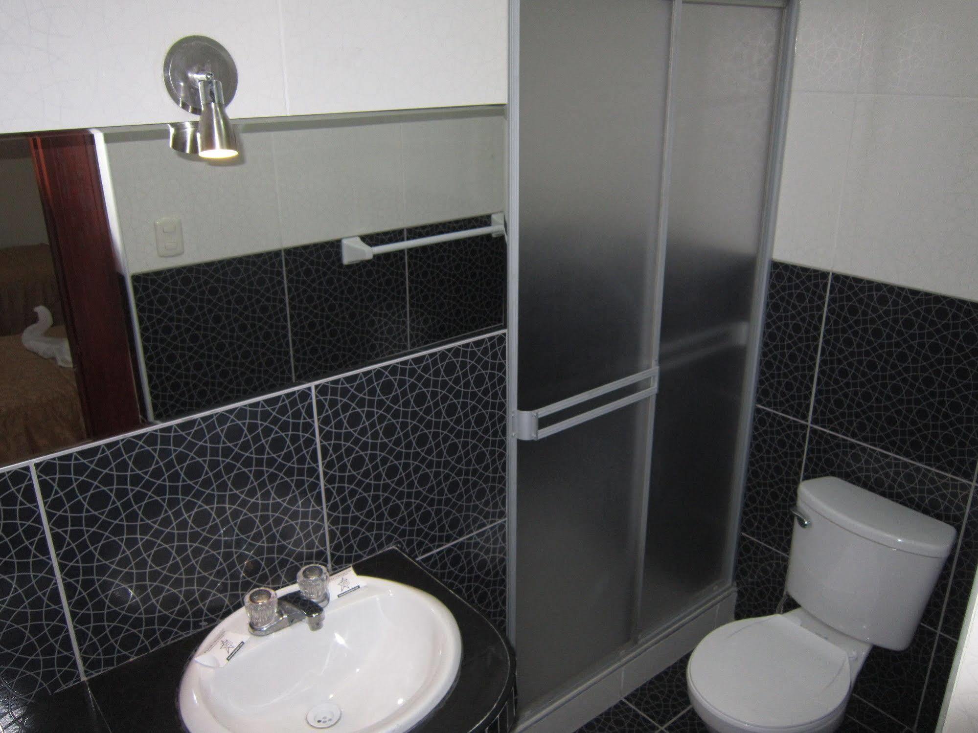 Hotel Suite Plaza Trujillo Exteriér fotografie